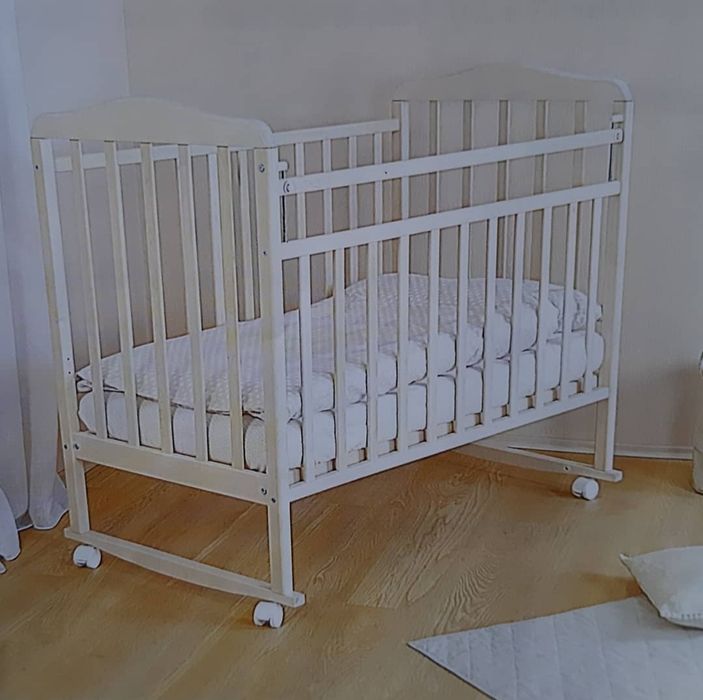 Maнеж, кровать детский