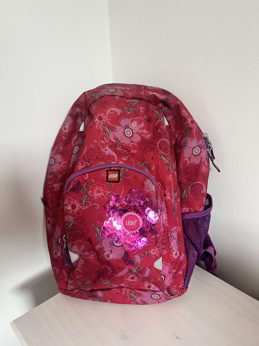 Ghiozdan Nou de la LEGO