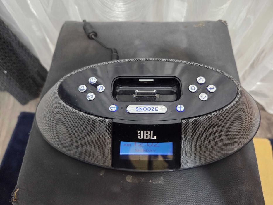 Boxă activă cu Ceas JBL On Time 200p Radio Dock Audio Modul Bluetooth