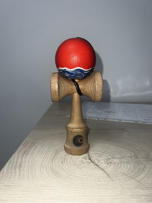 Setup kendama.