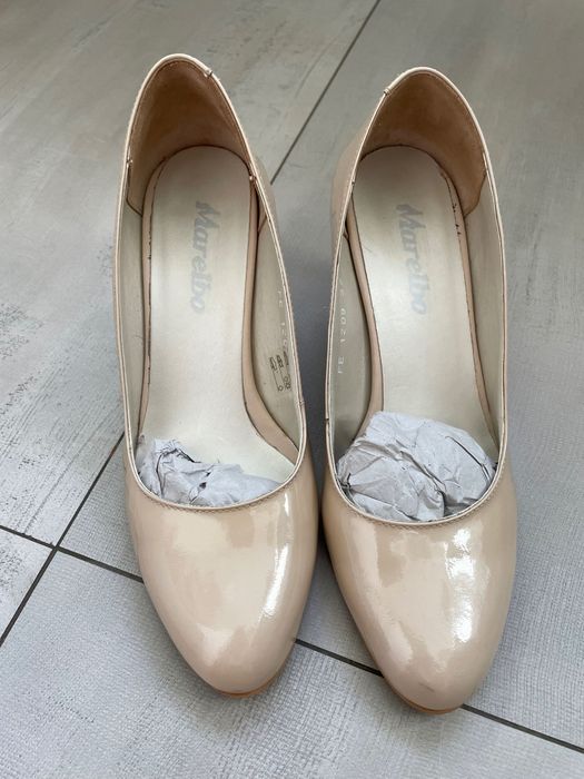 Pantofi dama din piele lacuita