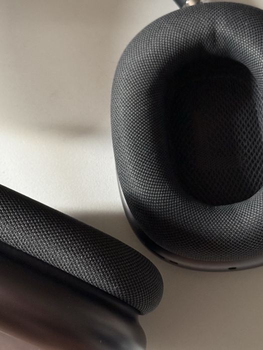 Airpods Max продам
