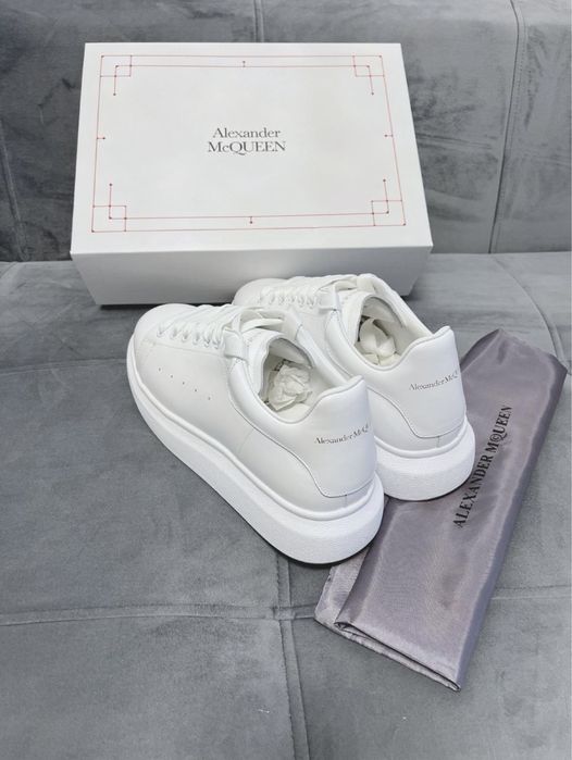 Sneakers Alexander Mcqueen full white Calitate premium