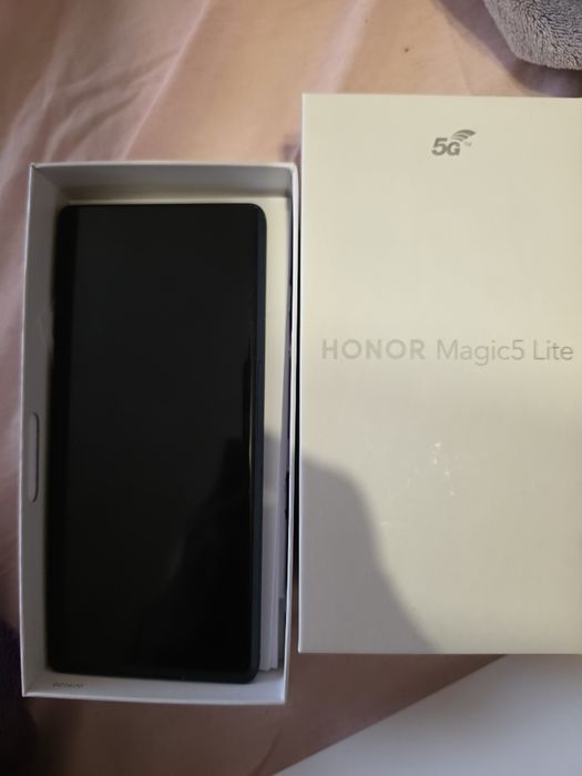 Honor Magic 5 Lite