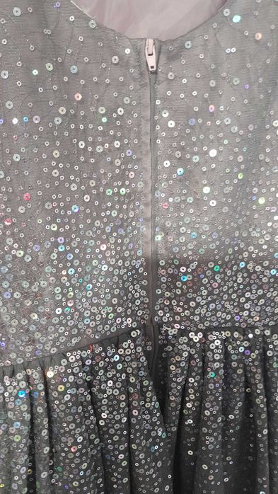 Рокля S размерс пайети