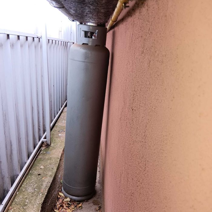 Butelie cu guler pt centrala 84l