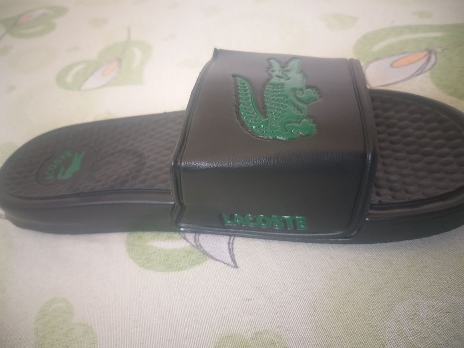 Vand papuci la coste, marimi 37,38,39,40,pret 50 lei