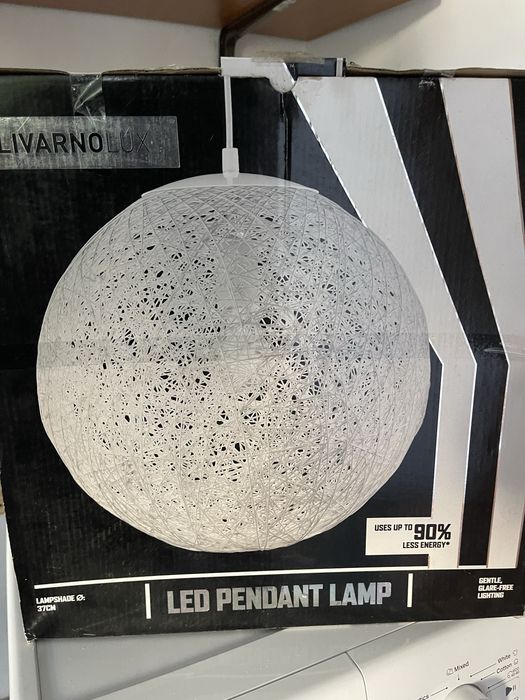 Lustra glob alb mare noua