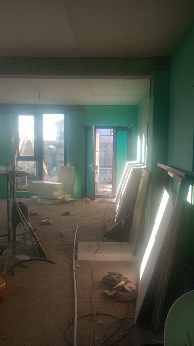 Prestez servicii în domeniul constructii