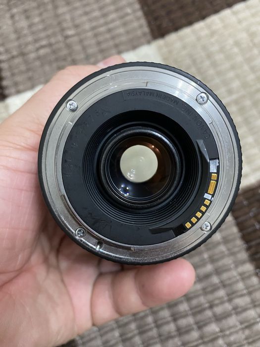 Canon 75-300mm f3.5-5.6