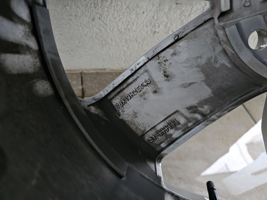 Jante Tiguan R-line + anvelope vara - 235/50/19