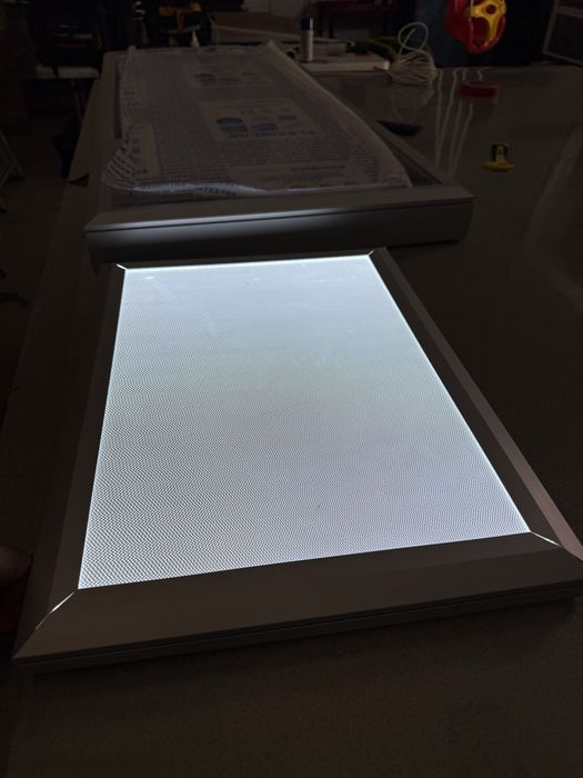 Caseta luminoasa Aluminiu exterior