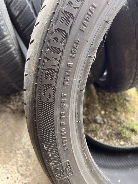 Anvelope 245/40 R19, 225/55 R17, 215/45 R16, cauciuc auto