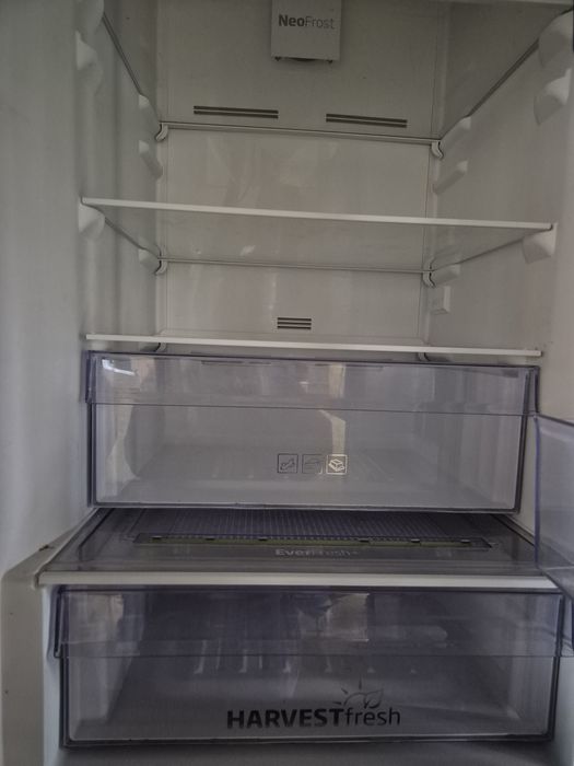 Combina frigorifica Beko 200 lei