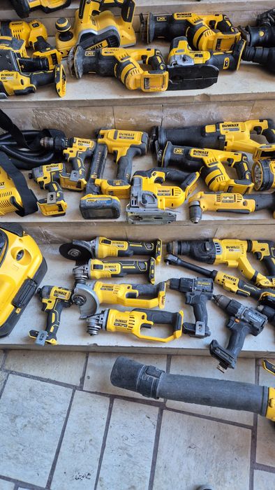 Инструменти Dewalt