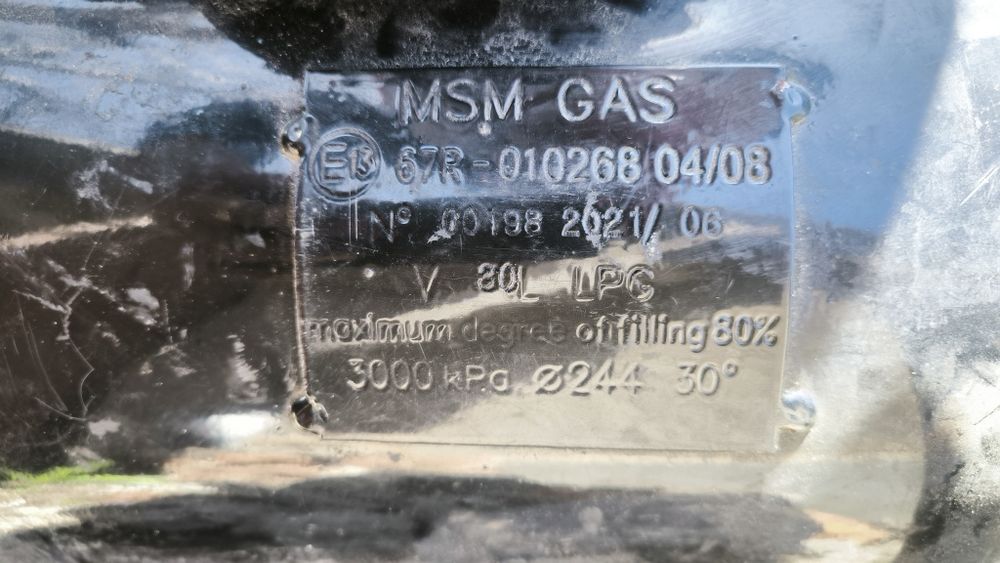 газова бутилка 30л със стойка