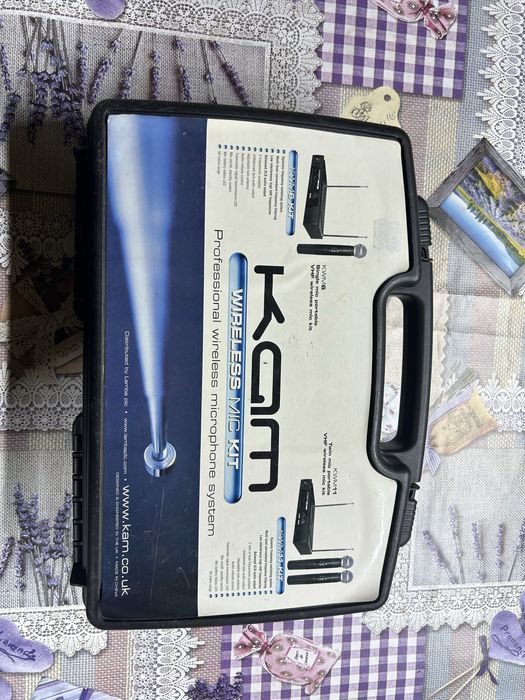Sistem de microfoane wireless professional