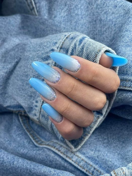 Unghii cu gel și oja semipermanenta la