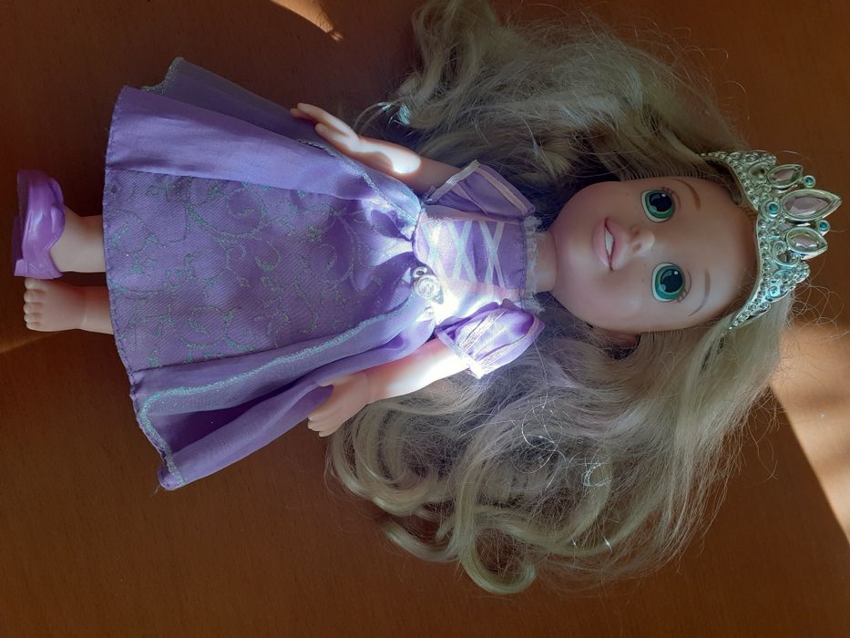 3 големи кукли - Пепеляшка, Рапунцел и порцеланова