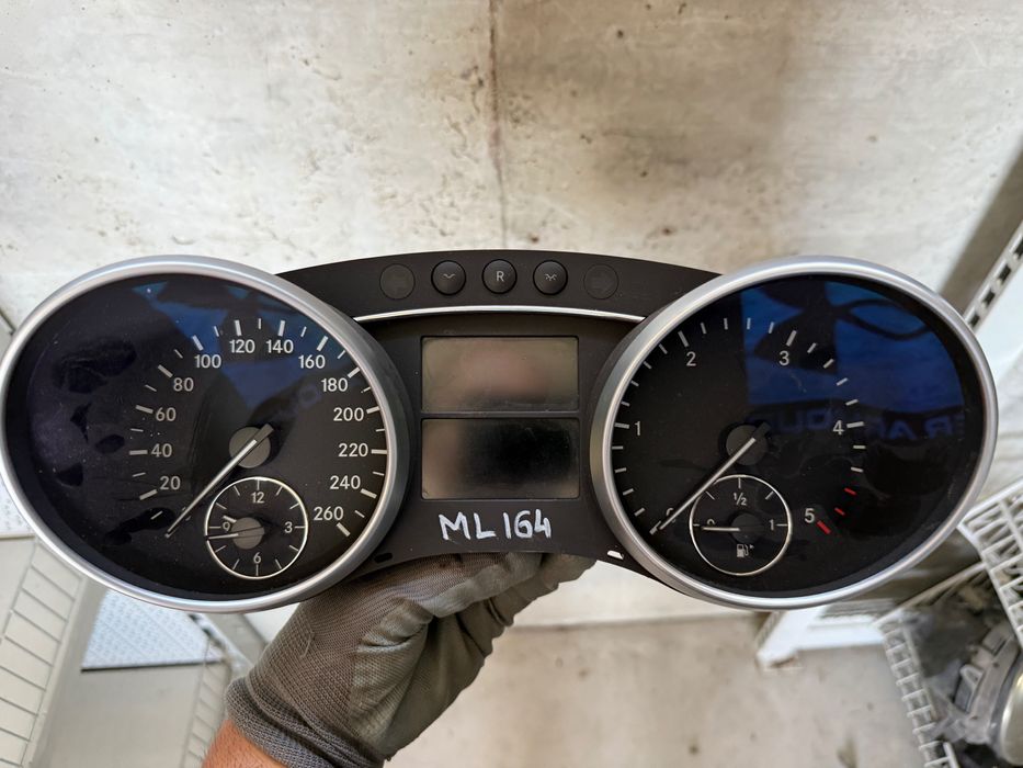 Километраж уреди за Mercedes ML 164 2008г 3.2 CDI