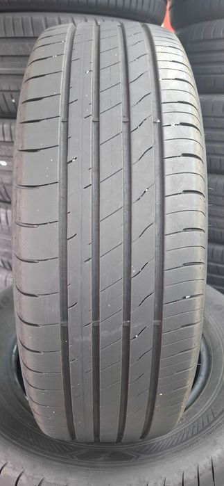 4бр. 215/65/16 Goodyear SUV 6.3mm грайфер, дот 23г. Безплатен монтаж
