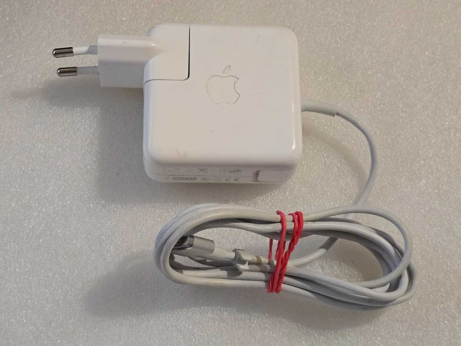 Incarcator Apple MagSafe 2, Model A1436, 45W 14.85V 3.05A - poze reale