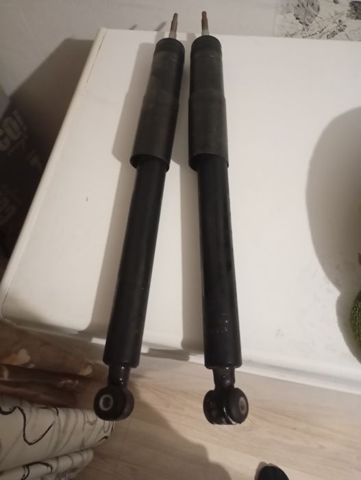 Продам Амортизаторы!