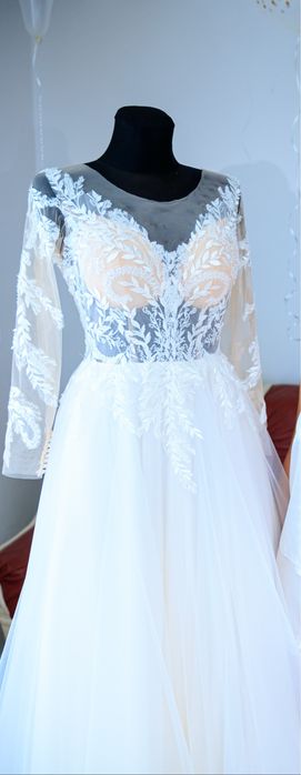 Vand rochie de mireasa
