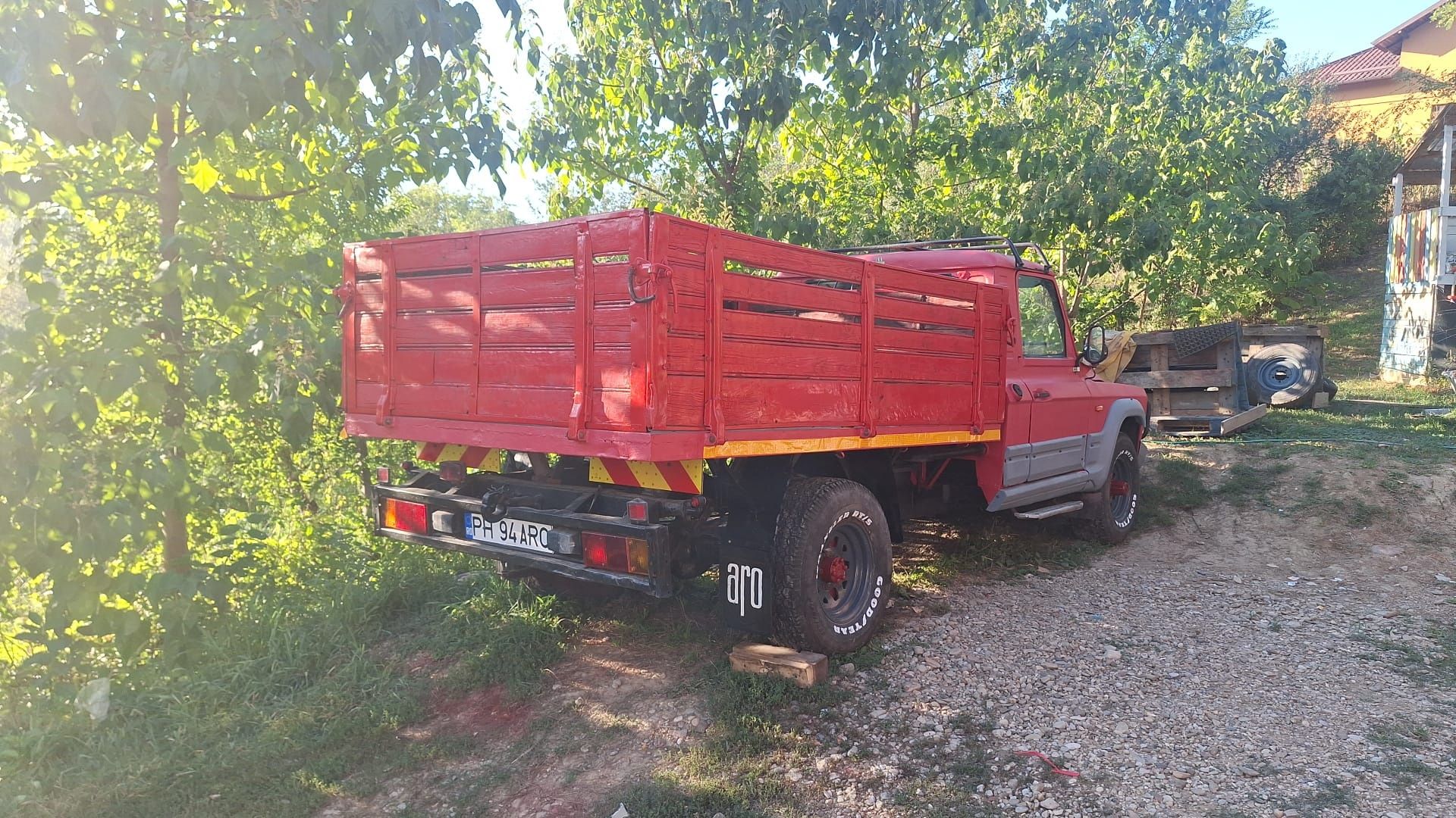 Vânzare Autoutilitara Aro 320 URGENT!