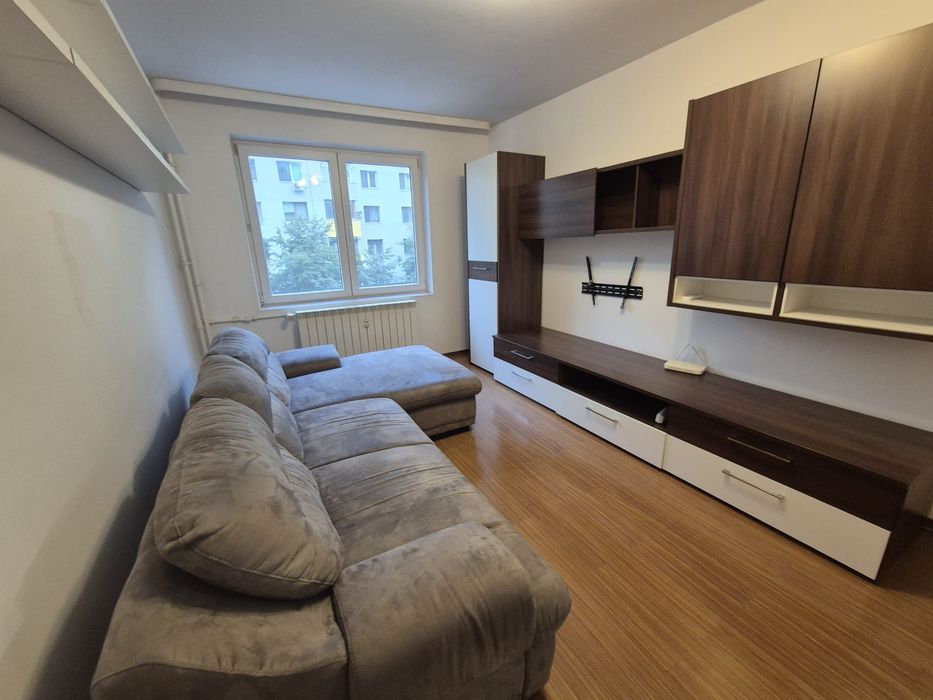 Apartament 3 cam Rahova cu loc de parcare