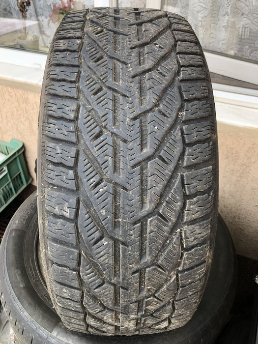 Anvelope de iarna 225/40/18, 225/45/18, 205/60/16, 225/45/17