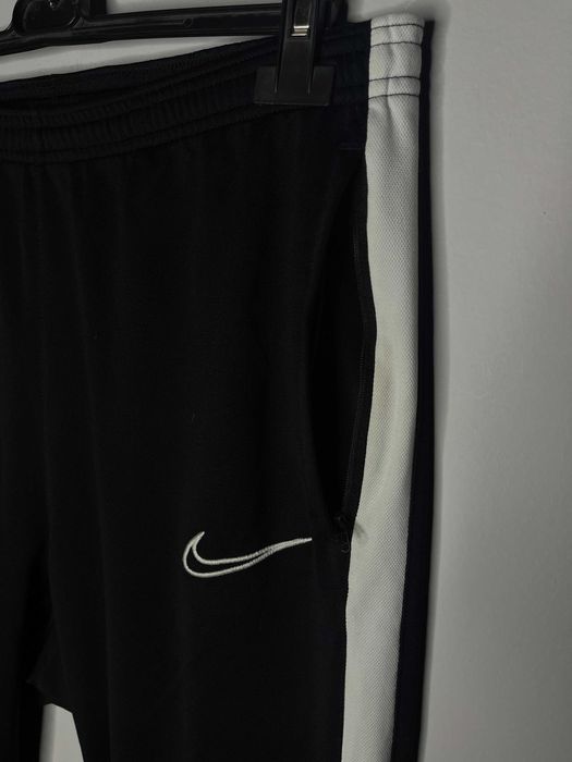 Nike Dri-Fit Academy Pants Мъжко Долнище