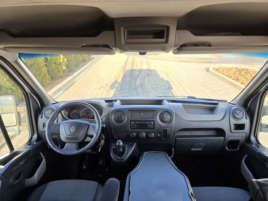Renault master 3 Euro 6 cu 8+1 locuri