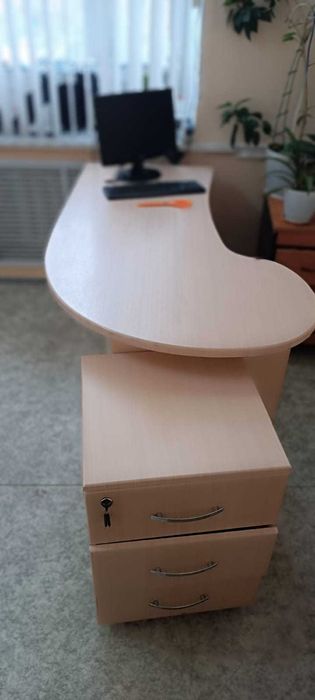 Тумбочка офисная