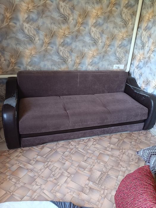 Продам диван б/у