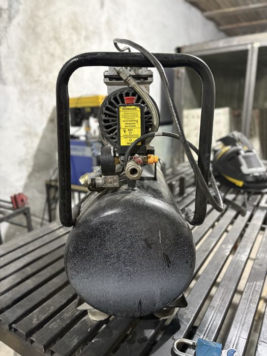 Продам компрессор