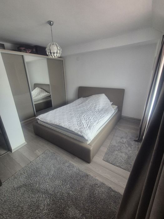Casa de vanzare Pitesti la 2,5 km de centrul orasului Pitesti