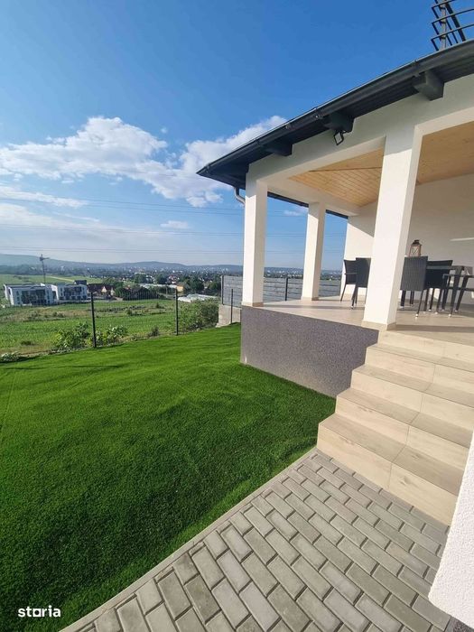 Închiriez Duplex NOU