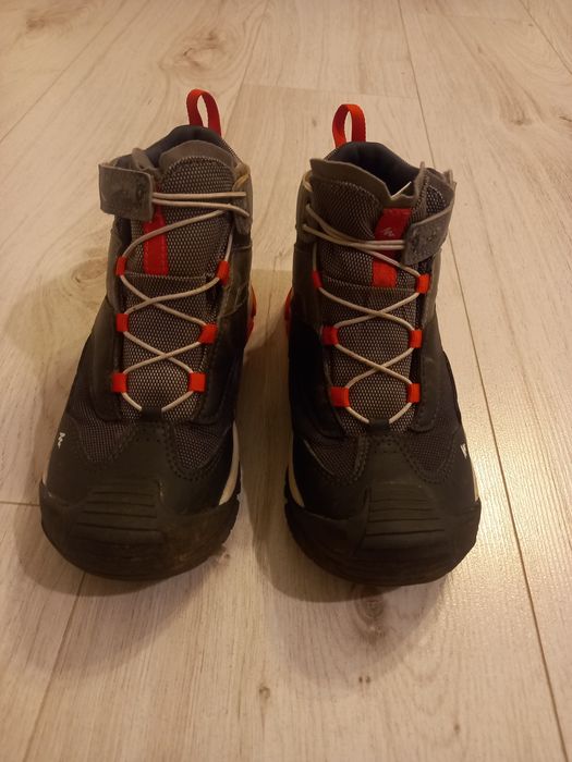 Зимни обувки за момче