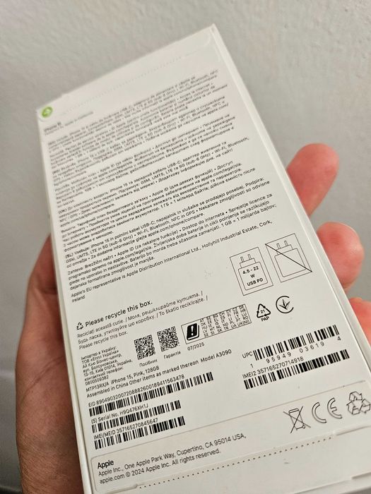 iPhone 15, 128 gb, neverlock, nou la cutie.