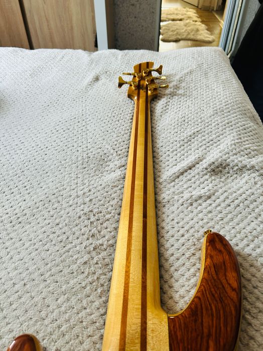 Бас китара Yamaha TRB5IIp