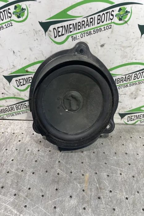 Boxa dreapta fata spate A219 820 05 02 R Mercedes-Benz CLS-Class 2009