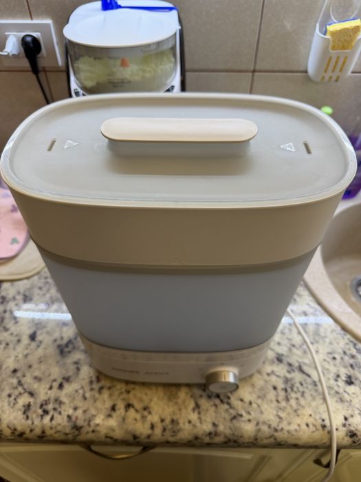 Sterilizator Philips Avent cu funcția de uscare