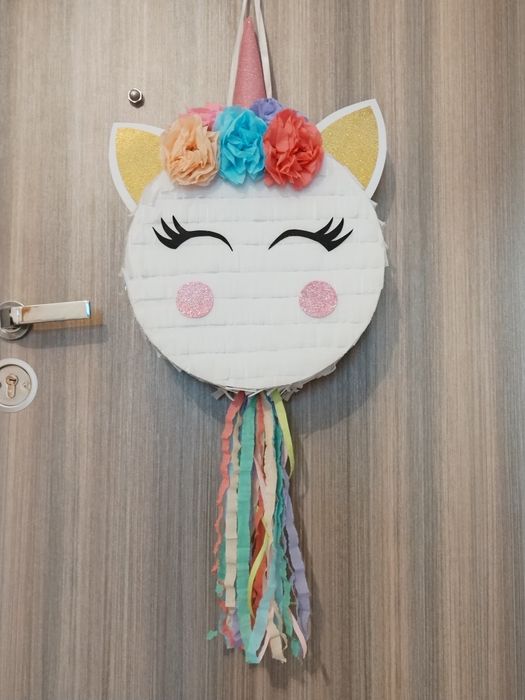 Pinata party unicorn