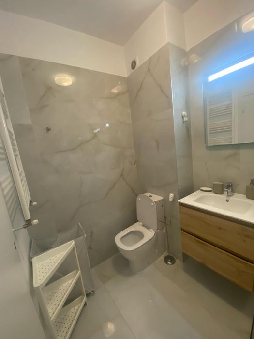 Închiriez garsonieră Grozăvești