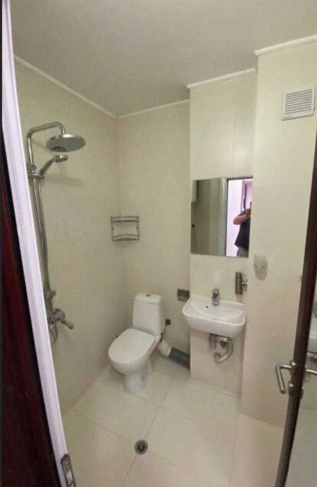 Дава се под наем Едностаен апартамент в Пловдив, Център - 45 кв.м за 357 € - Снимка #4