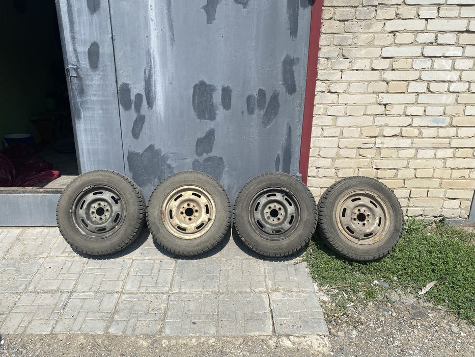 Зимняя резина в сборе