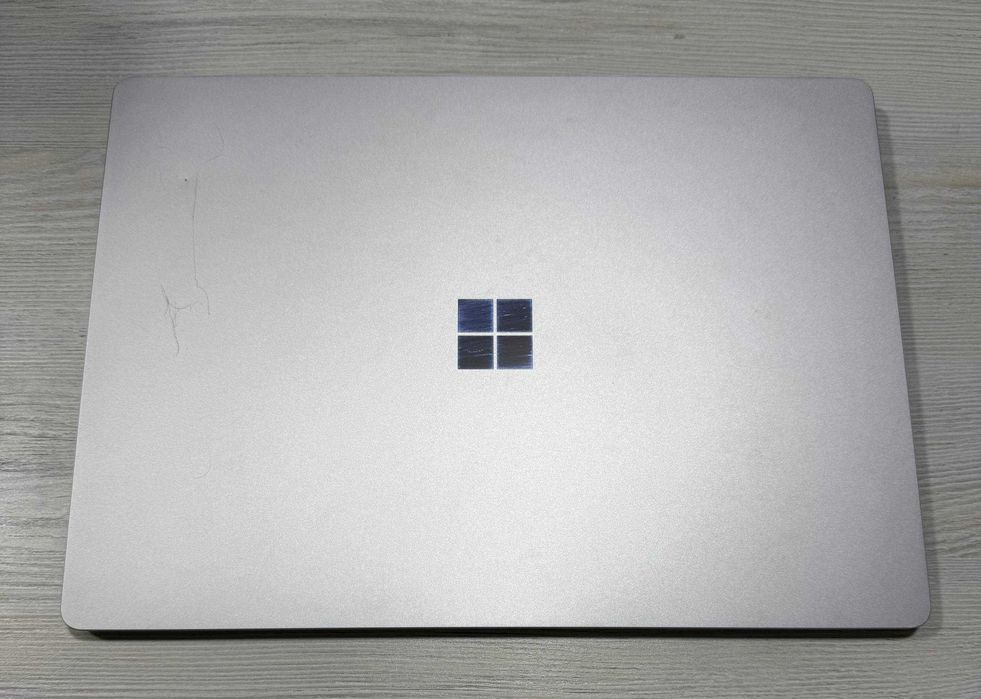 Microsoft Surface Laptop 4 Silver 13.5 2K IPS Sensor R5/16GB/256GB Nvm