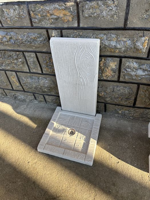 Vand cismea -fantana din beton