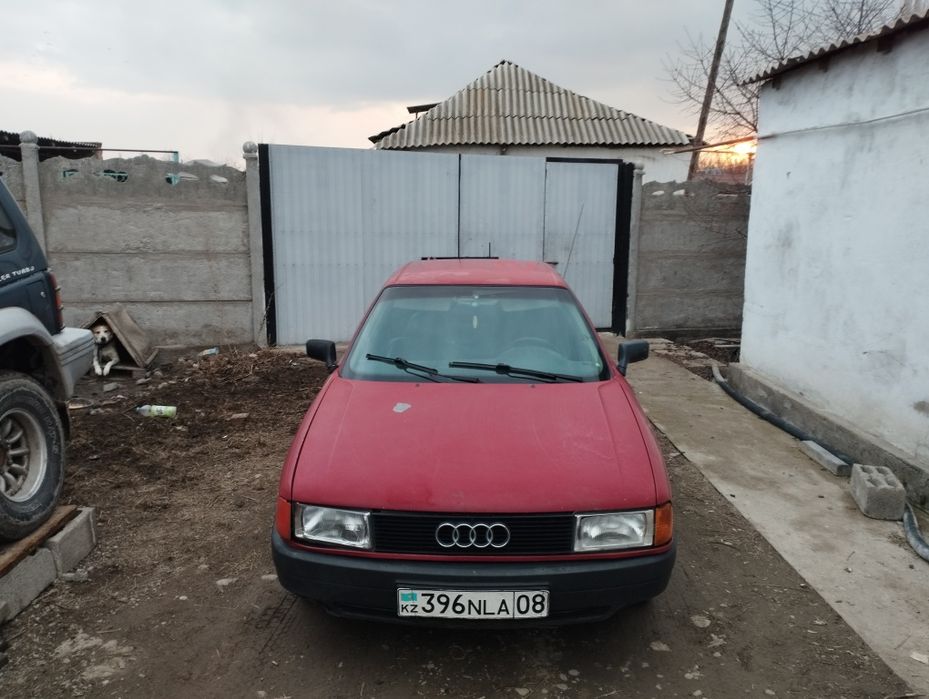 Продам Audi 80. 1988